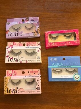 False Eyelash Assortment - Black